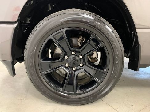 Used 2023 RAM 1500 Big Horn AWD/4WD image 2