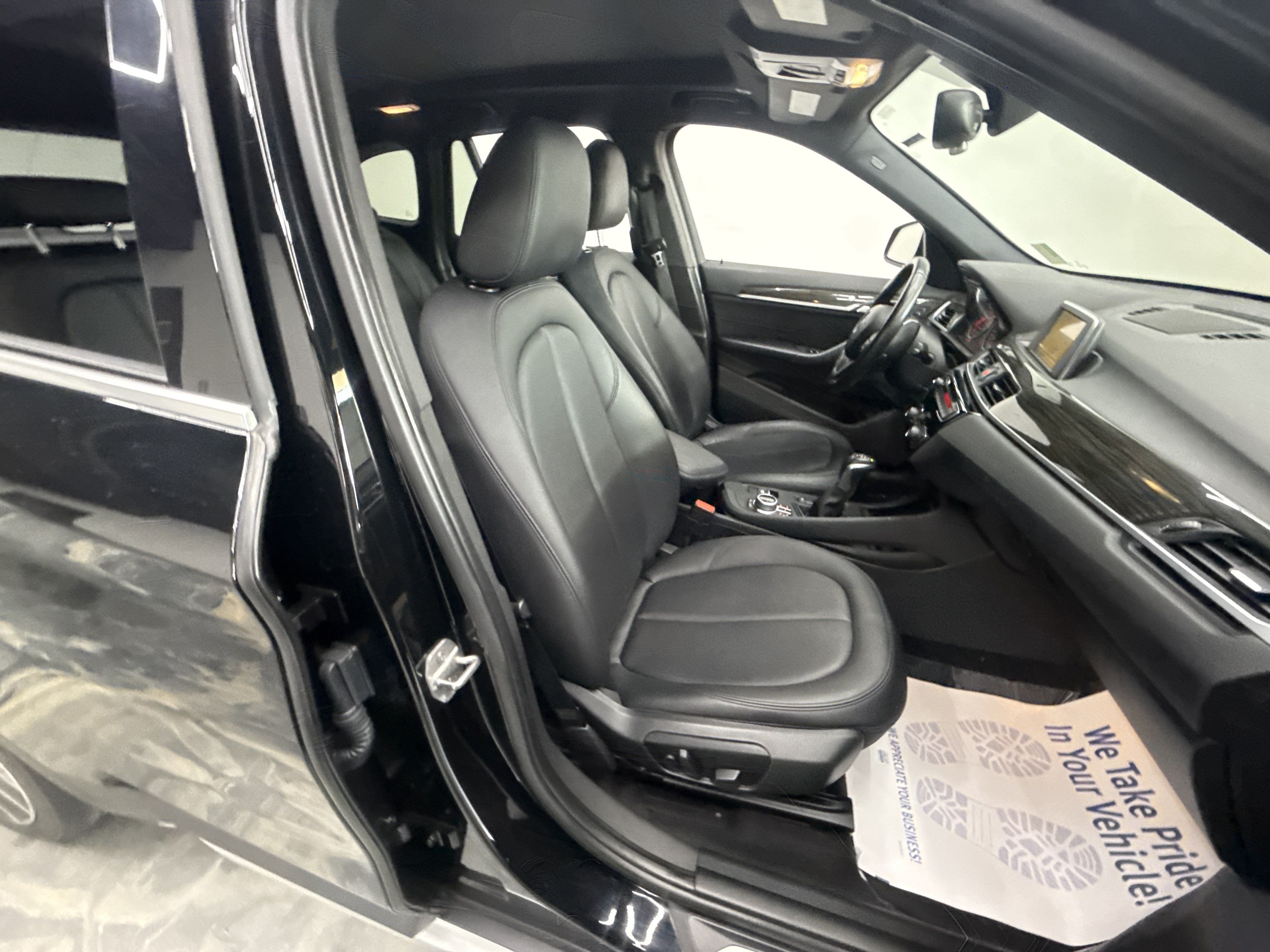 Used 2017 BMW X1 xDrive28i AWD/4WD image 19
