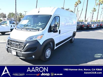 New 2025 RAM ProMaster 2500 w/ Premium Convenience Group