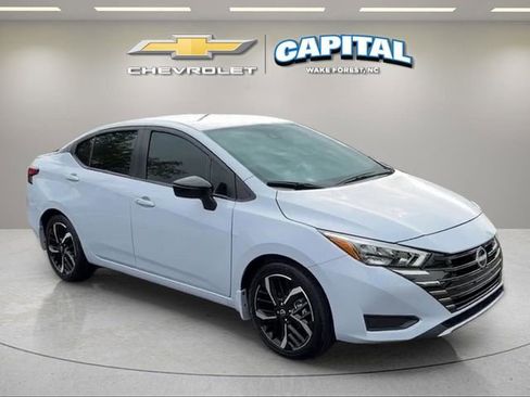 Used 2025 Nissan Versa SR w/ Trunk Package FWD image 7