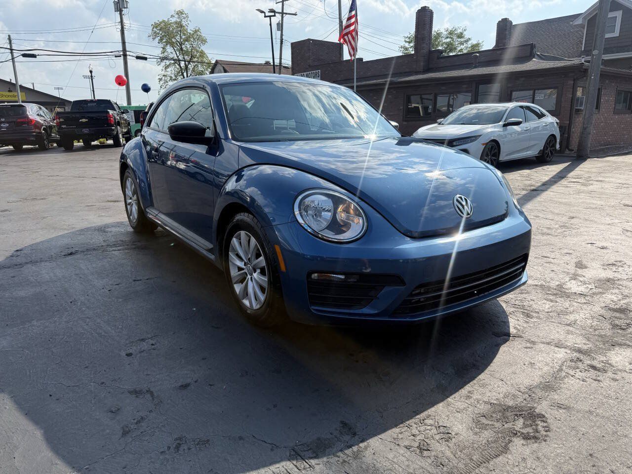 Used 2018 Volkswagen Beetle 2.0T S FWD image 6