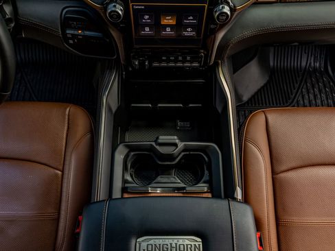 Used 2023 RAM 3500 Limited image 25