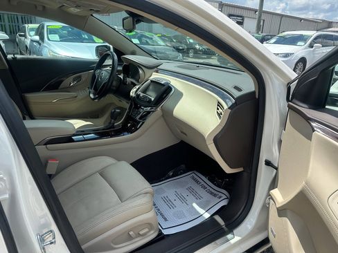 Used 2014 Buick LaCrosse Leather w/ Driver Confidence Package FWD image 12