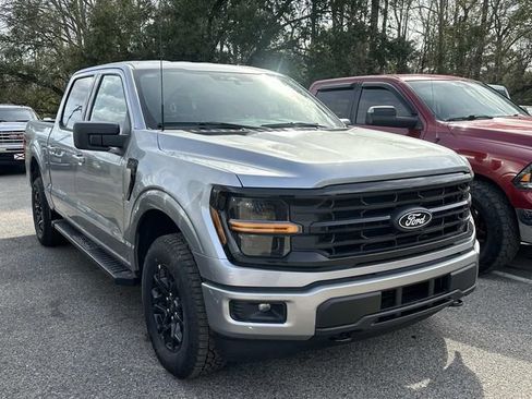 New 2026 Ford F150 XLT w/ XLT Black Appearance Package image 6