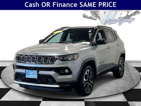 Certified 2023 Jeep Compass Limited w/ Sun and Sound Group AWD/4WD image 4