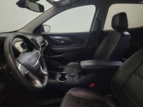 Used 2023 GMC Terrain SLT image 17