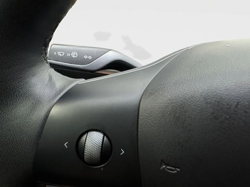 Used 2023 Tesla Model 3 Standard Range image 54