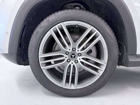 Certified 2024 Mercedes-Benz GLS 450 4MATIC image 11