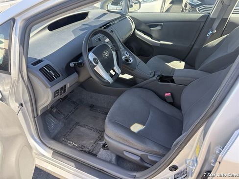 Used 2010 Toyota Prius Five FWD image 9