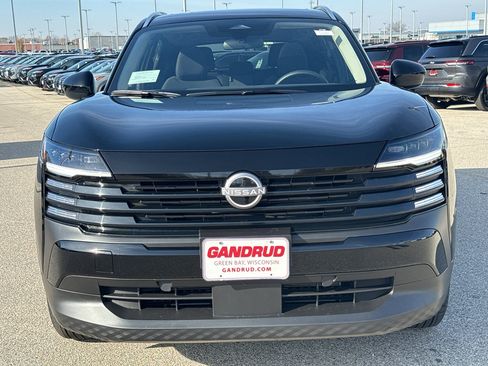 New 2026 Nissan Kicks SV image 3