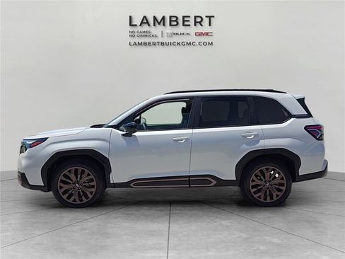 Used 2025 Subaru Forester Sport AWD/4WD image 2