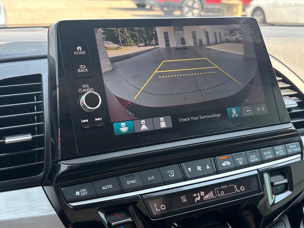 Used 2025 Honda Odyssey Touring image 6