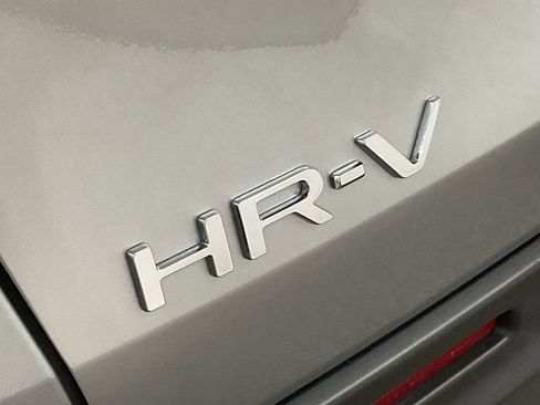 Used 2023 Honda HR-V LX image 22
