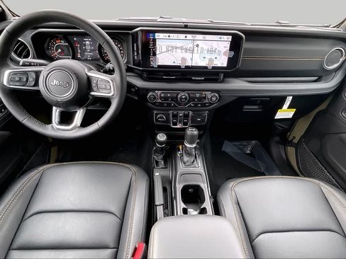 New 2026 Jeep Wrangler Unlimited Sahara AWD/4WD image 5