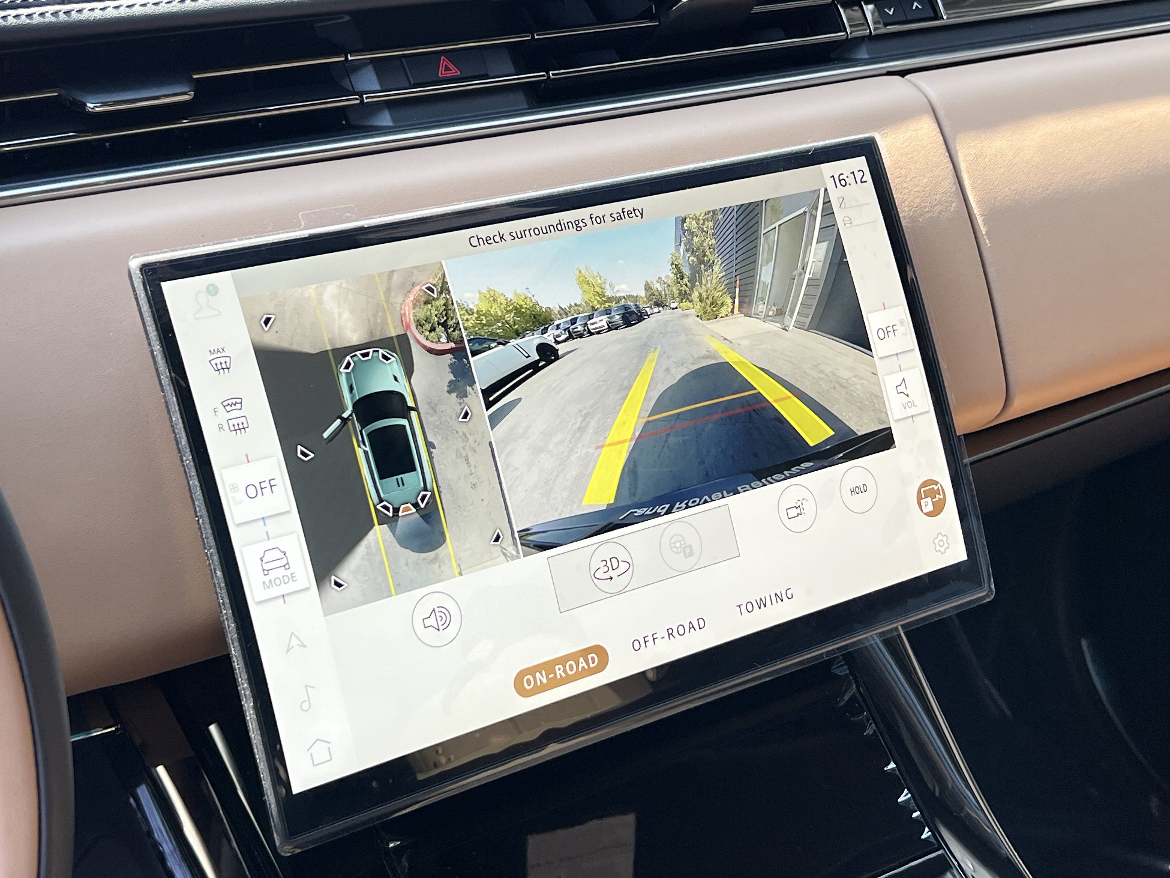 New 2025 Land Rover Range Rover Sport Dynamic SE AWD/4WD image 27