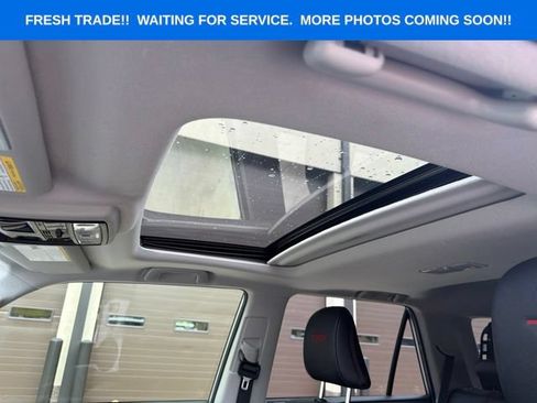 Used 2024 Toyota 4Runner TRD Off-Road Premium w/ Moonroof Package AWD/4WD image 16