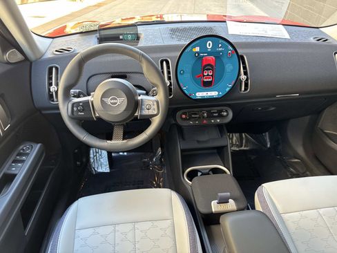 Used 2025 MINI Cooper Countryman S image 8