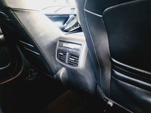 Used 2019 MAZDA CX-9 Touring image 40