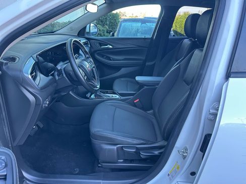 Used 2025 Buick Encore GX Preferred image 27