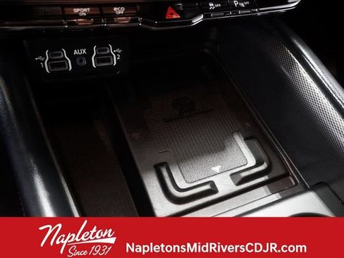 Used 2023 Dodge Durango R/T image 28