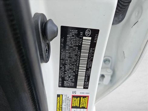 Used 2022 Toyota Camry LE w/ Convenience Package image 25