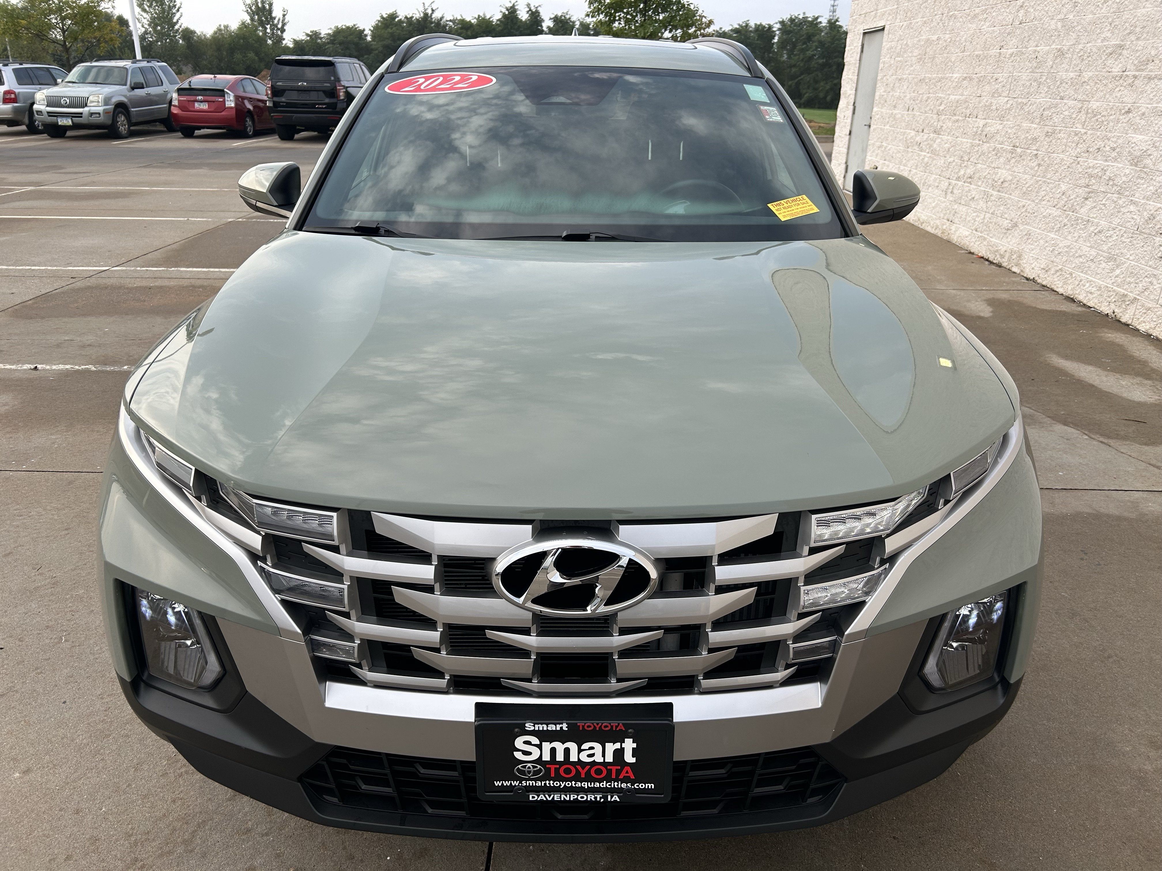 Used 2022 Hyundai Santa Cruz SEL Premium AWD/4WD image 2