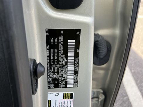 Used 2021 Lexus RX 450h AWD w/ Premium Package image 32