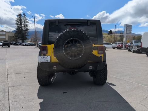 Used 2015 Jeep Wrangler Sport w/ Quick Order Package 24S AWD/4WD image 7