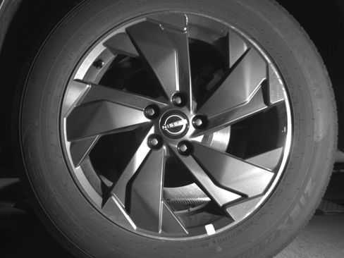 Used 2025 Nissan Rogue SV FWD image 14
