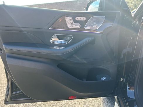 Used 2020 Mercedes-Benz GLE 580 4MATIC image 13