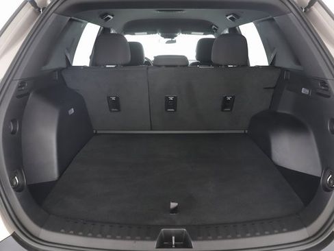 Used 2025 GMC Terrain Elevation image 26