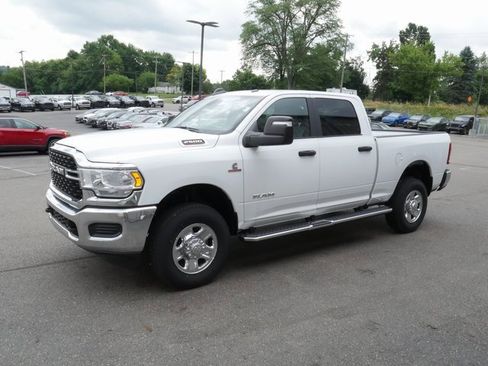 Used 2024 RAM 2500 Big Horn image 7