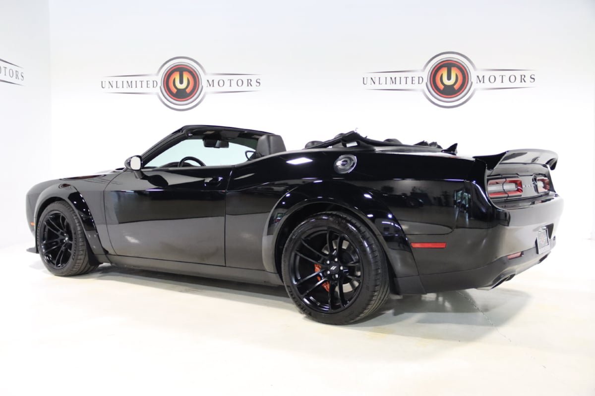 Used 2023 Dodge Challenger R/T Scat Pack RWD image 3