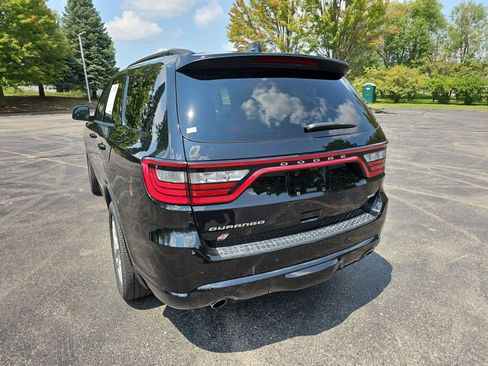 Used 2025 Dodge Durango GT AWD/4WD image 3