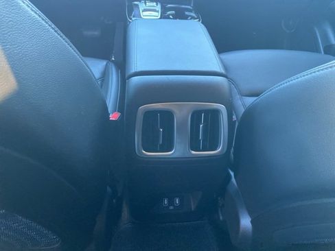 Used 2022 Hyundai Tucson Limited image 13