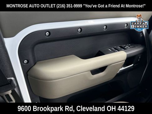 Used 2025 Land Rover Defender 110 S image 38