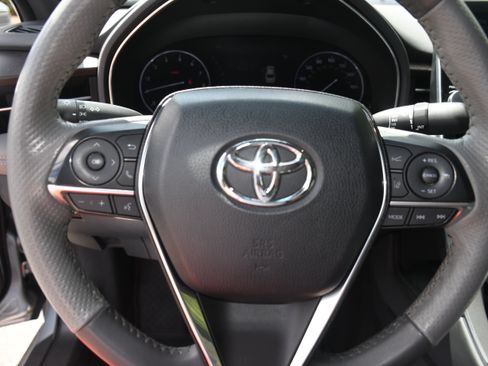 Used 2019 Toyota Avalon Limited w/ Advanced Safety Package FWD image 15