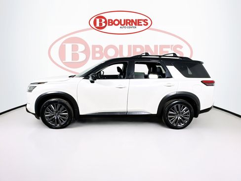 Used 2023 Nissan Pathfinder SL w/ SL Premium Package image 9