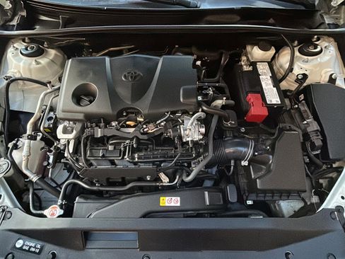 Used 2022 Toyota Camry LE image 38