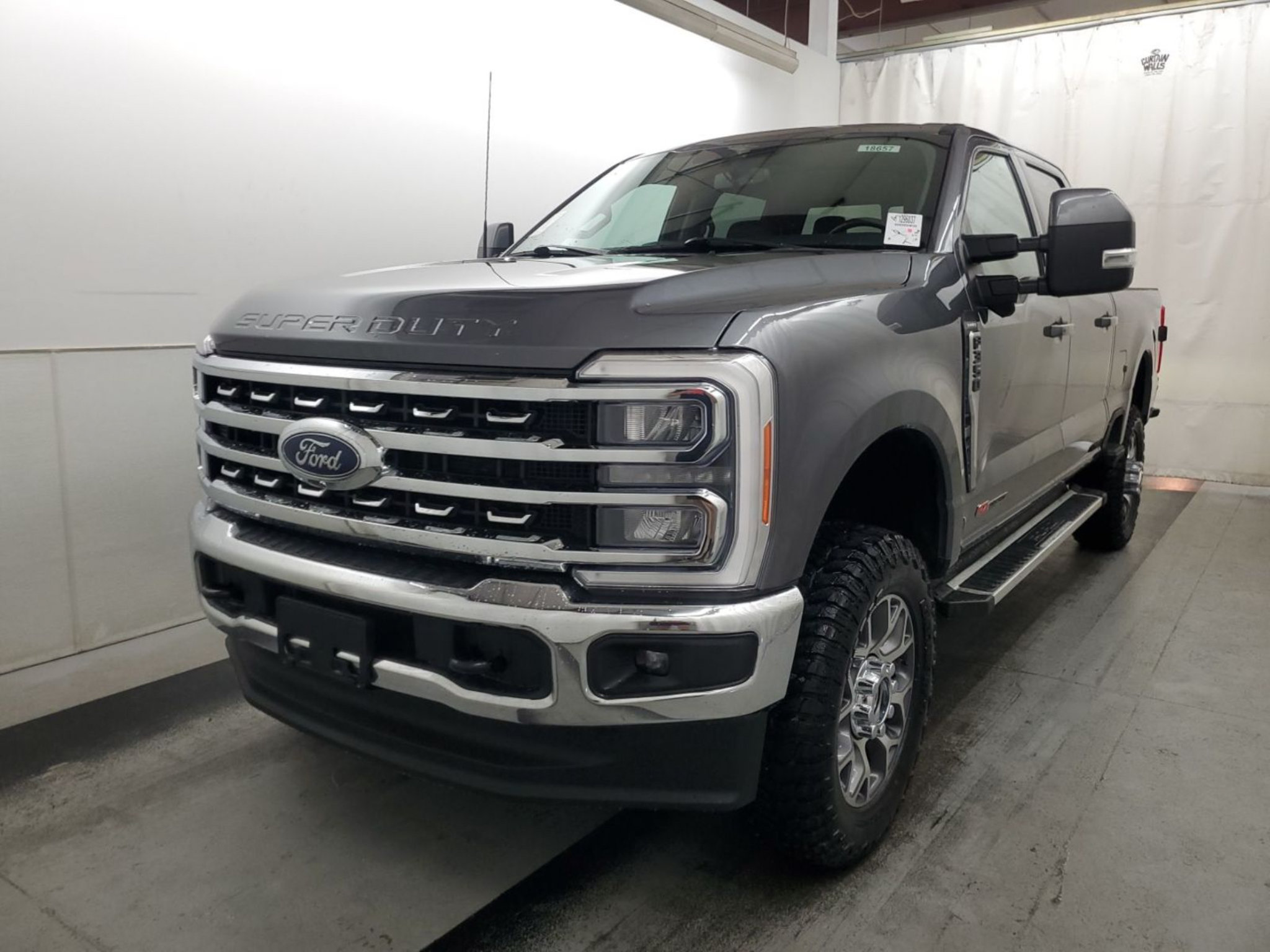 Used 2023 Ford F350 Lariat w/ Tow Technology Package AWD/4WD image 1
