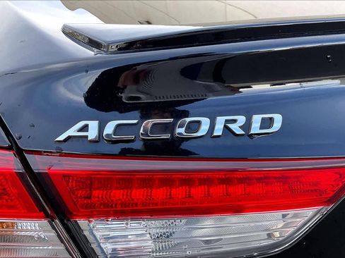 Used 2022 Honda Accord Sport image 30