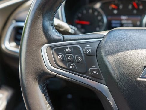 Used 2022 Chevrolet Equinox LT image 24