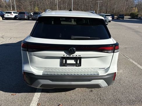 New 2026 Volkswagen Tiguan S image 6