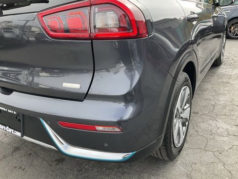 Used 2019 Kia Niro EX Premium w/ Sunroof Package image 77