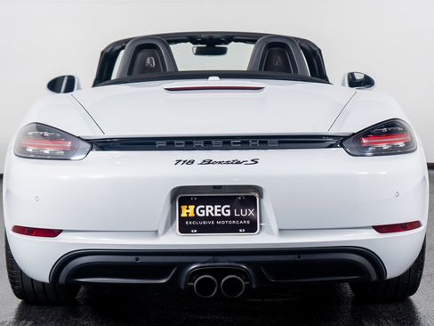 Used 2022 Porsche 718 Boxster S image 12