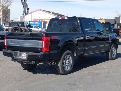 Used 2022 Ford F350 Platinum image 3