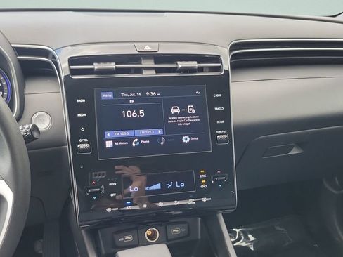 Certified 2024 Hyundai Santa Cruz SEL FWD image 14