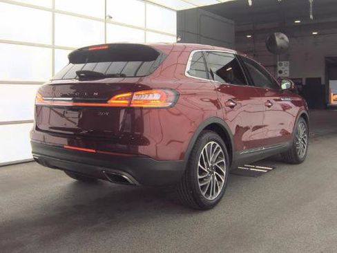 Used 2019 Lincoln Nautilus Reserve image 2