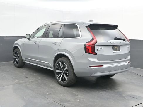 New 2026 Volvo XC90 B6 Core AWD/4WD image 3
