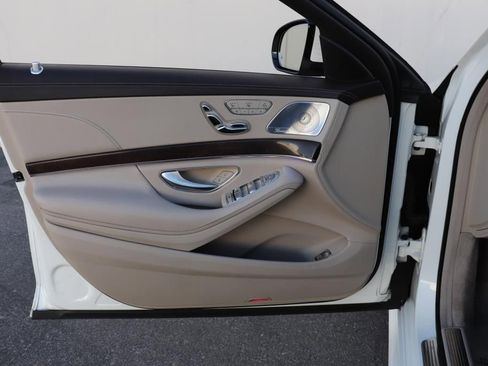 Used 2018 Mercedes-Benz S 450 Sedan image 37